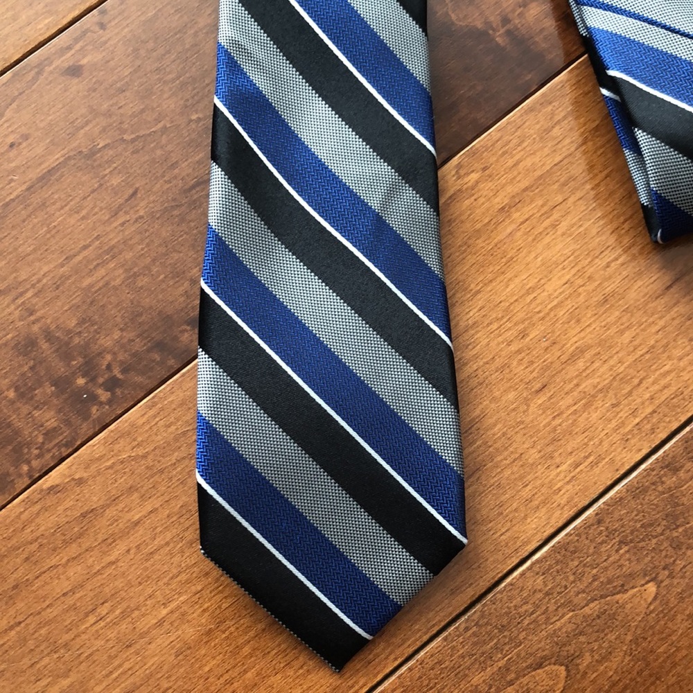 Express tie. - Picture 2 of 3